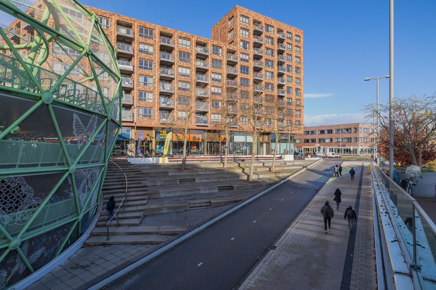 Bekijk foto 4 van Stationsplein 13