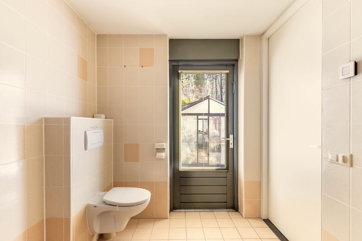 Photo 16 of Surinamelaan 17-C