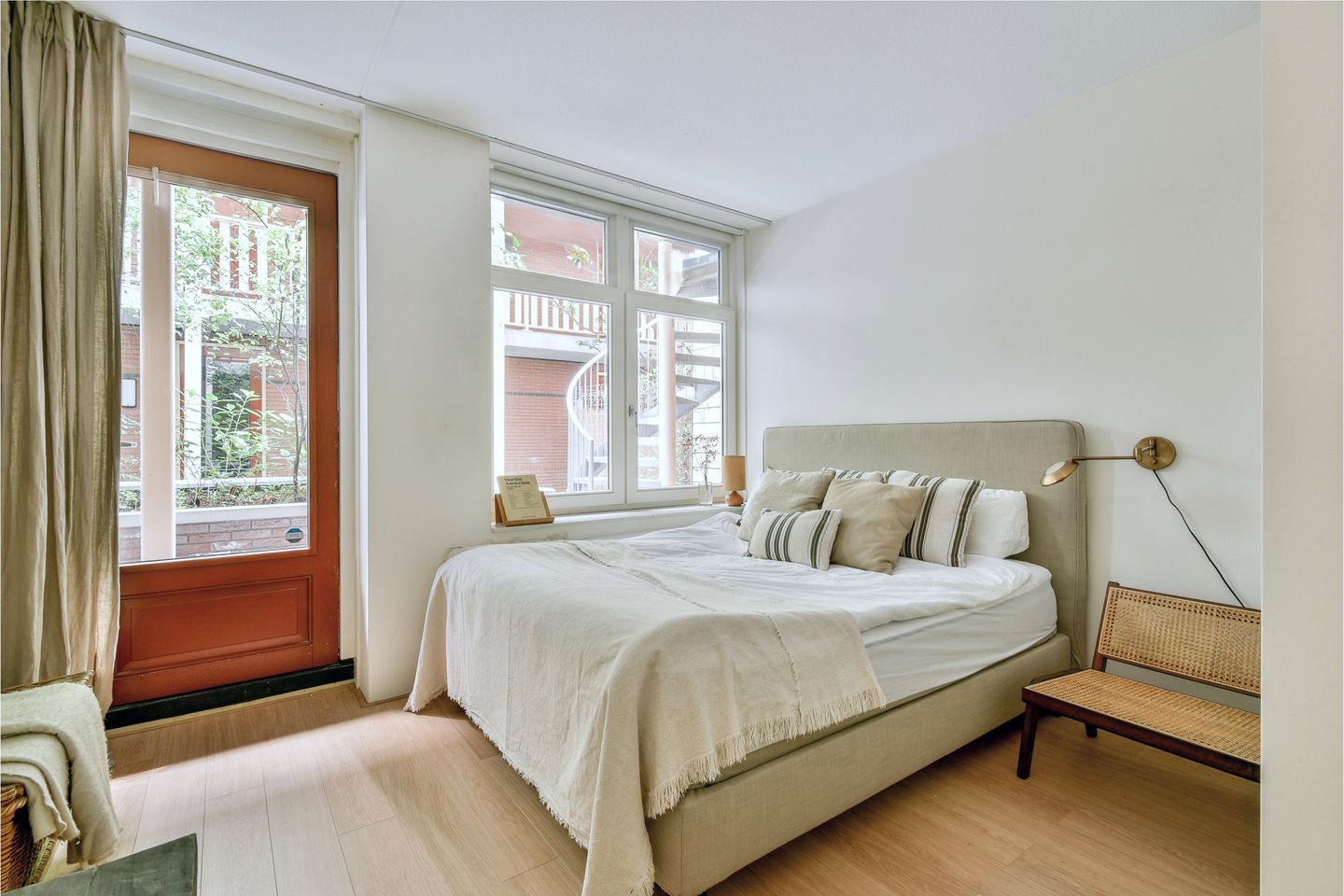 Foto 19 van Rustenburgerstraat 156