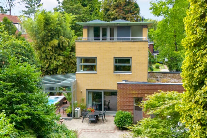 Photo 45 of Surinamelaan 17-C