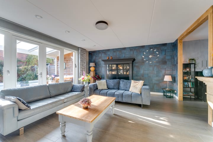 Photo 5 of Prof dr J E Bogaerslaan 36