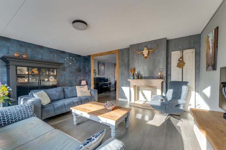 Photo 6 of Prof dr J E Bogaerslaan 36