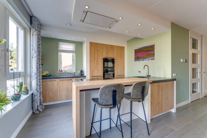 Photo 19 of Prof dr J E Bogaerslaan 36