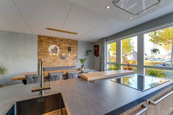 Photo 25 of Prof dr J E Bogaerslaan 36