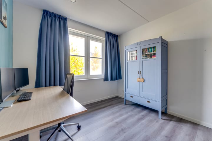 Photo 38 of Prof dr J E Bogaerslaan 36