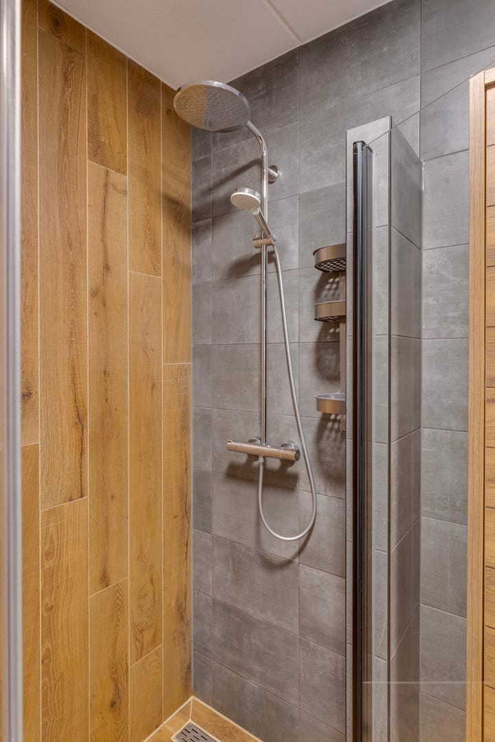 Photo 42 of Prof dr J E Bogaerslaan 36