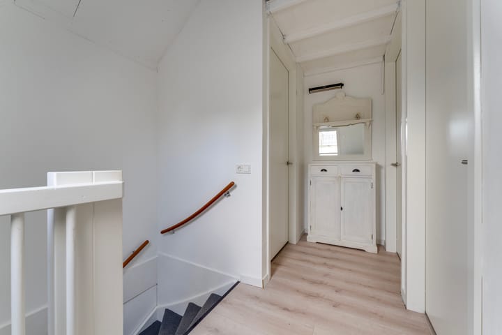 Photo 44 of Prof dr J E Bogaerslaan 36