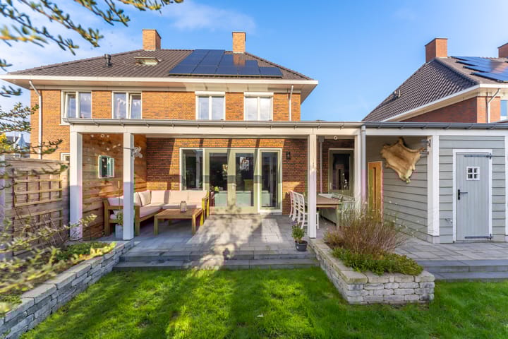 Photo 69 of Prof dr J E Bogaerslaan 36