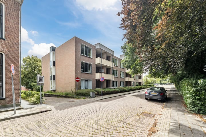 Photo 5 of Stationsstraat 11