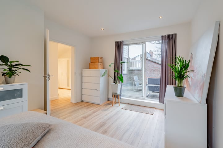 Photo 37 of Hofzichtlaan 9