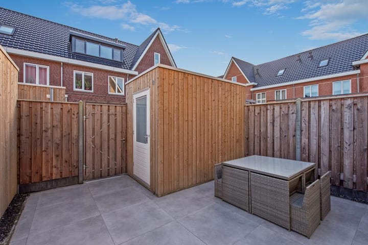 Photo 8 of Anna Ruyschstraat 19