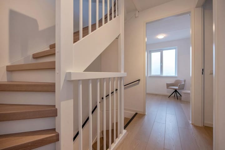 Photo 19 of Anna Ruyschstraat 19