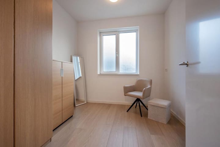 Photo 20 of Anna Ruyschstraat 19