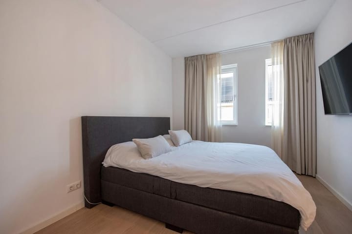 Photo 22 of Anna Ruyschstraat 19