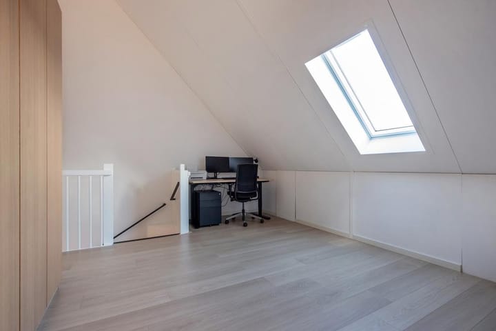 Photo 28 of Anna Ruyschstraat 19