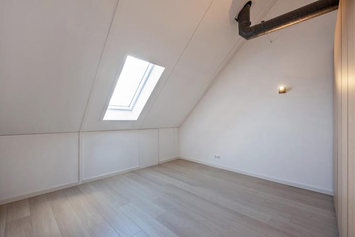 Photo 29 of Anna Ruyschstraat 19