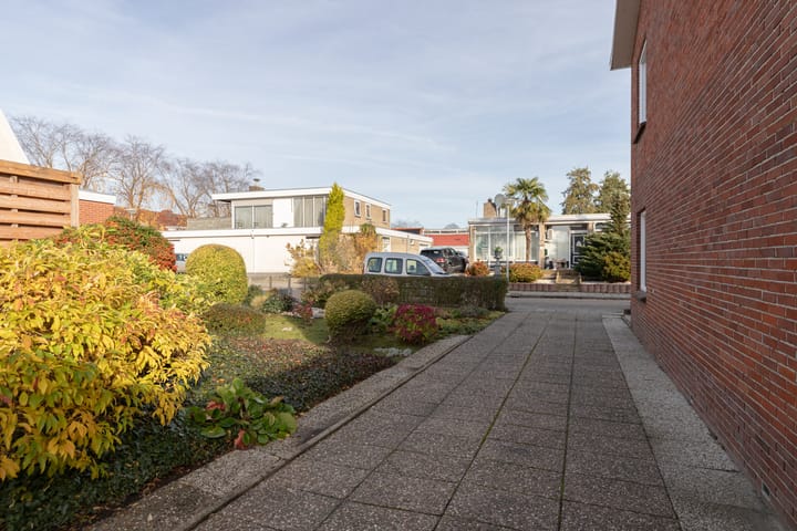 Photo 40 of Piet Heinlaan 60