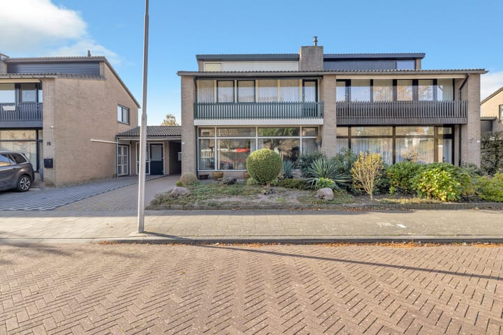 Photo 56 of Nolensstraat 13