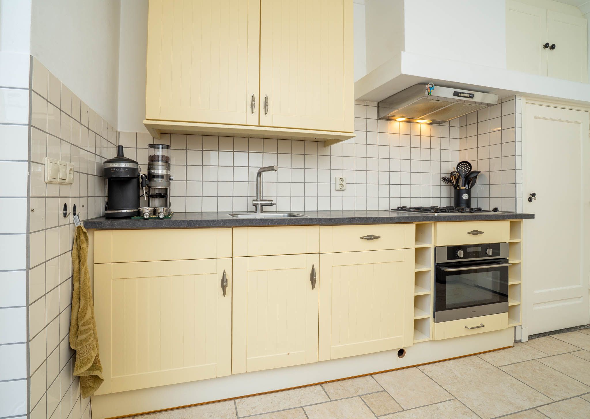 Photo 9 of Helmondsestraat 58