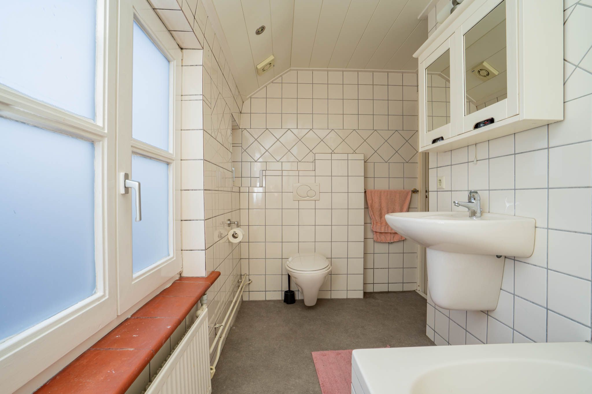 Photo 24 of Helmondsestraat 58