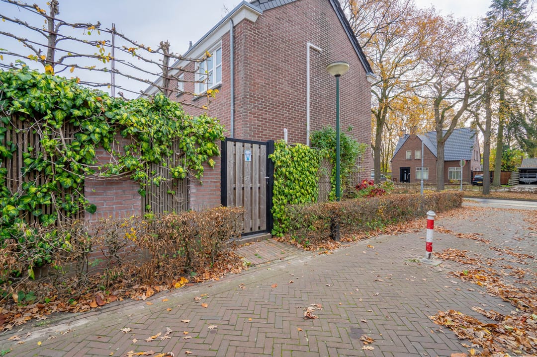 Photo 37 of Helmondsestraat 58