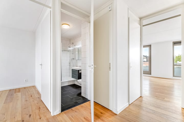 Photo 9 of Bergstraat 1-K