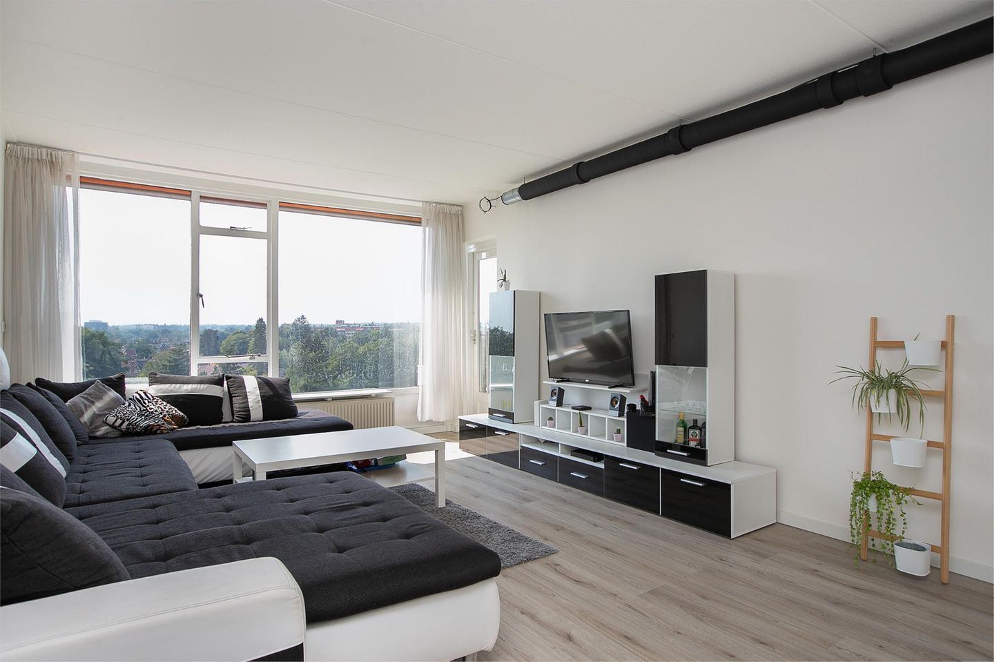 Foto 4 van Loolaan 41-102