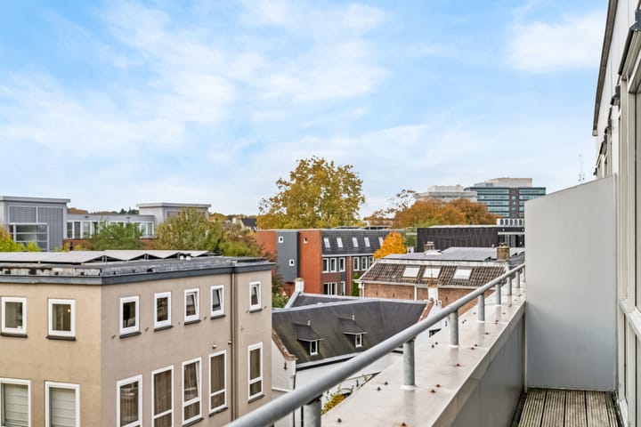 Photo 5 of Bergstraat 1-K