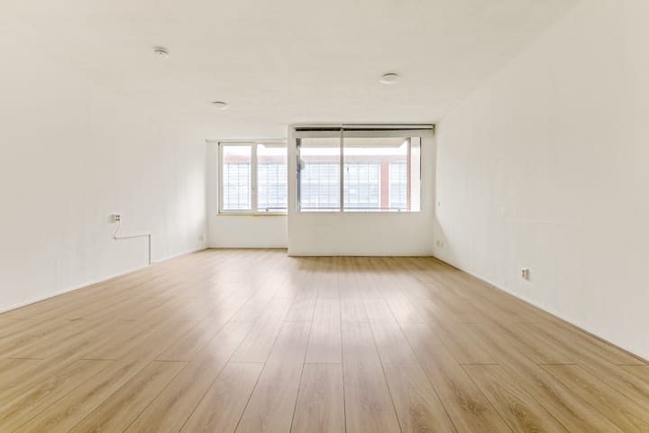 Photo 2 of Brandpunt 87