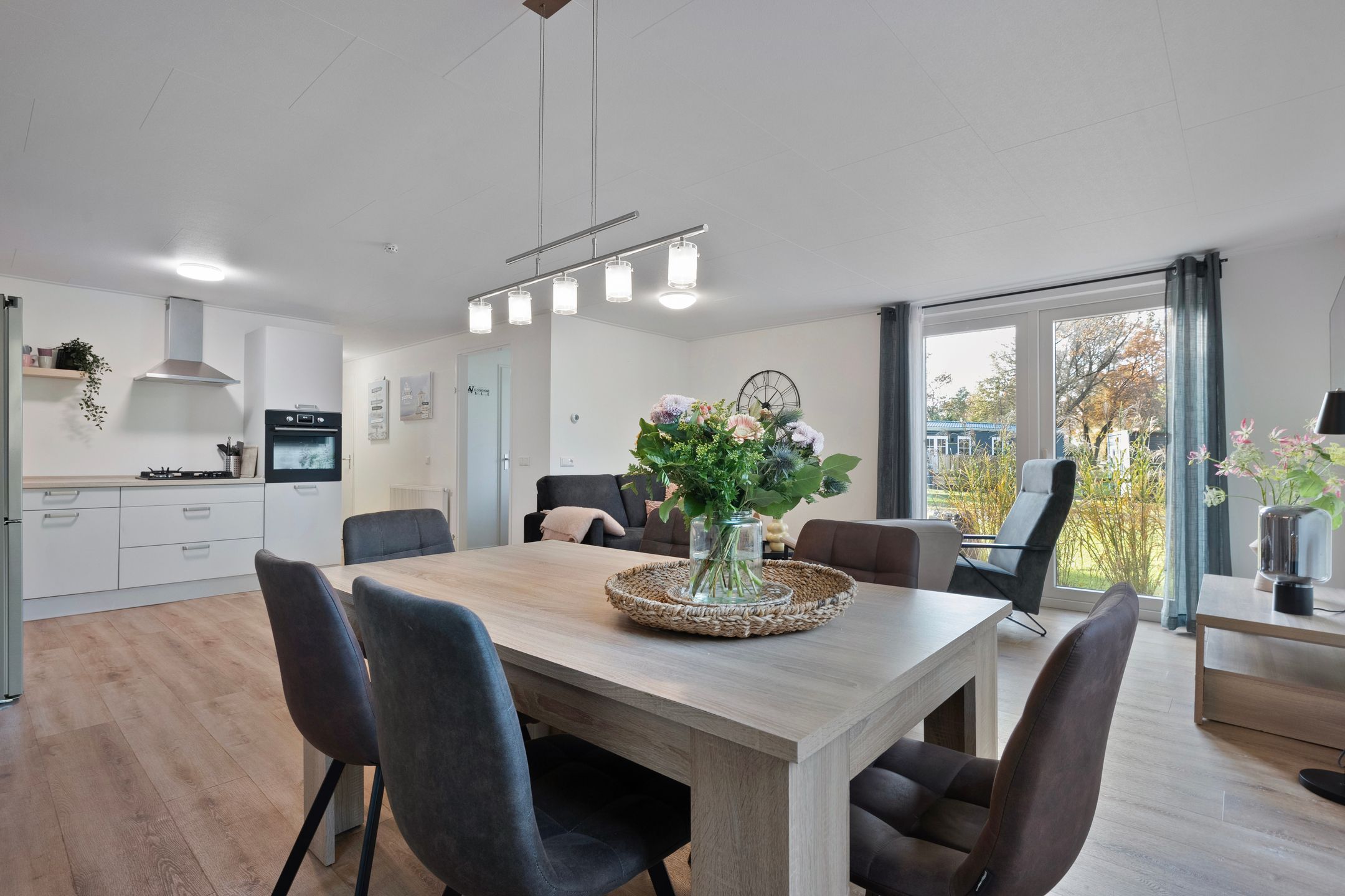 Foto 9 van Breemorsweg 12-L150