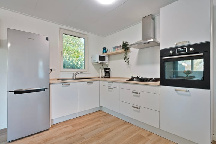 Foto 10 van Breemorsweg 12-L150