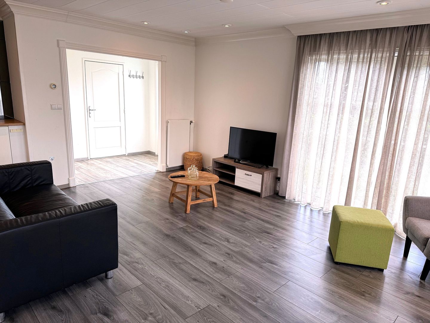 Foto 10 van Rijksstraatweg 186-157