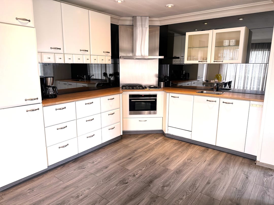 Foto 11 van Rijksstraatweg 186-157