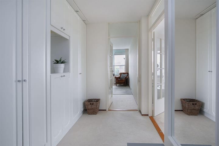 Foto 19 van Krooswijkhof 107