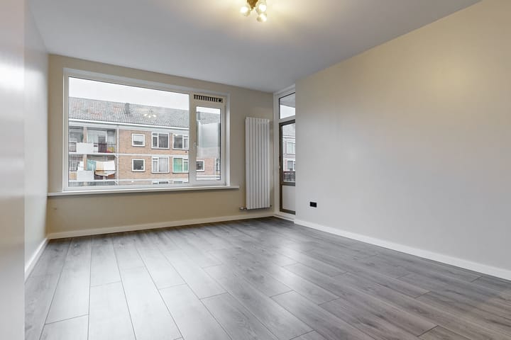 Photo 7 of Pieter Calandlaan 46-2