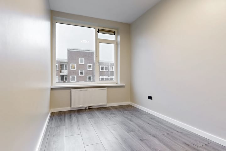 Photo 16 of Pieter Calandlaan 46-2