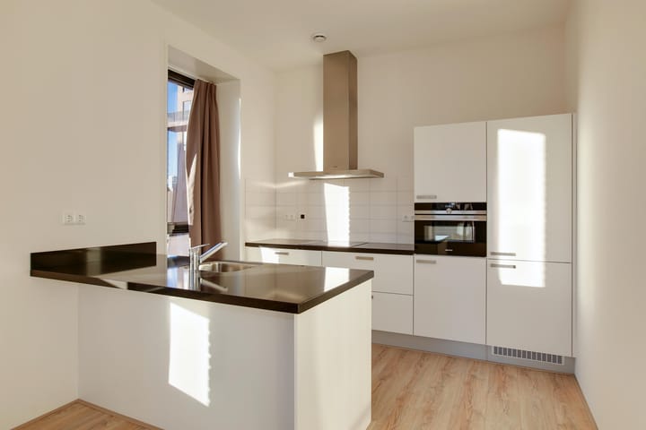 Foto 5 van Rosy Wertheimstraat 14-B