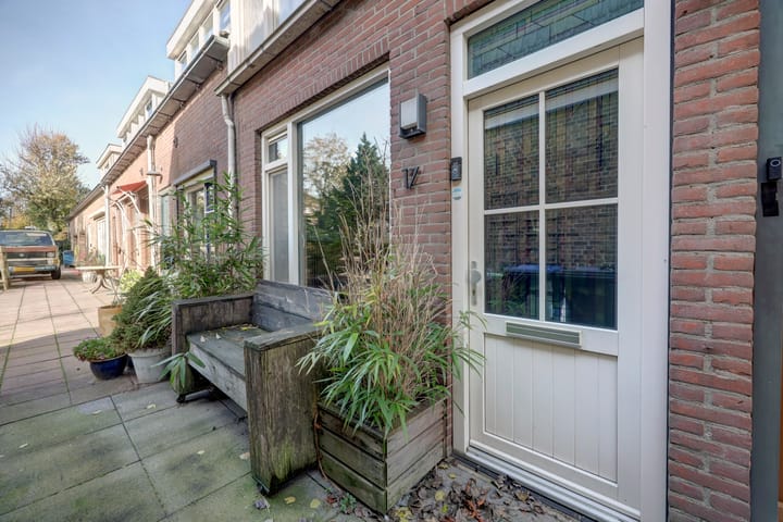 Photo 2 of Goudseweg 17