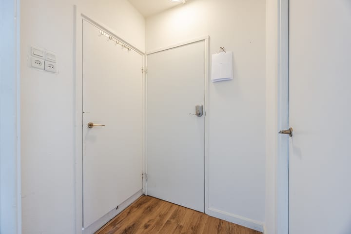 Photo 36 of Langdonkenstraat 2