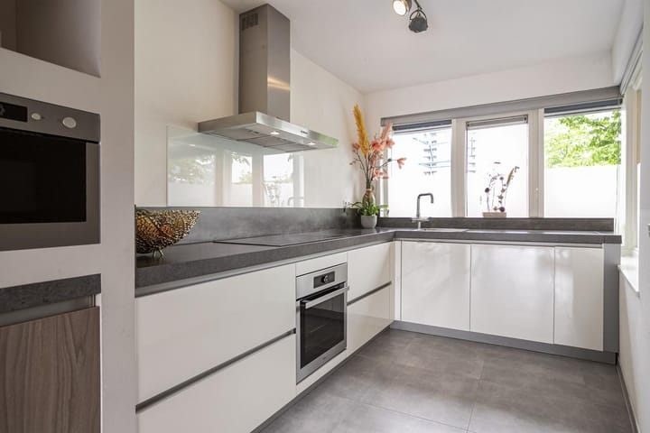 Photo 13 of Eurokade 34