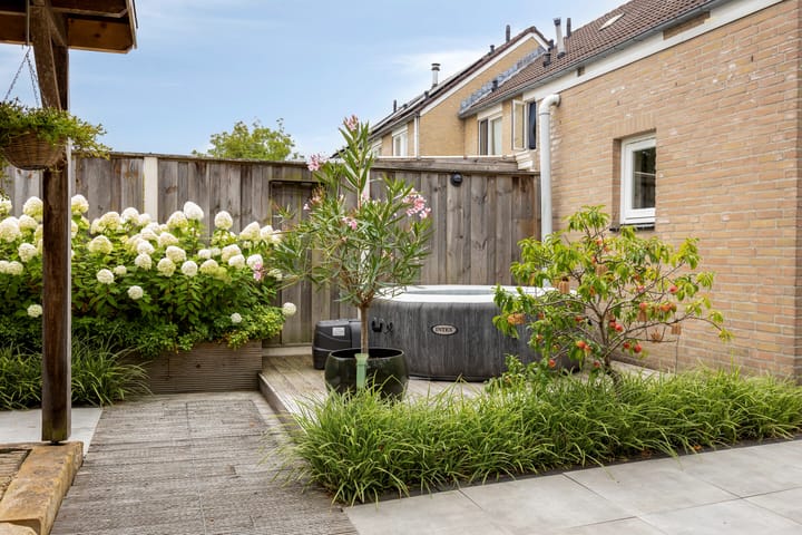 Photo 43 of de Roerdomp 42