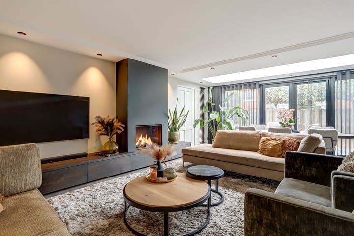 Photo 4 of Albert Schweitzerlaan 7