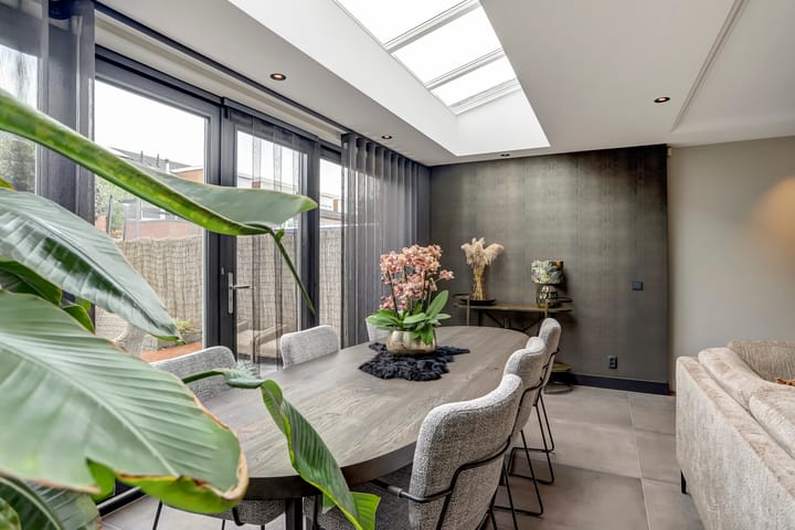 Photo 8 of Albert Schweitzerlaan 7