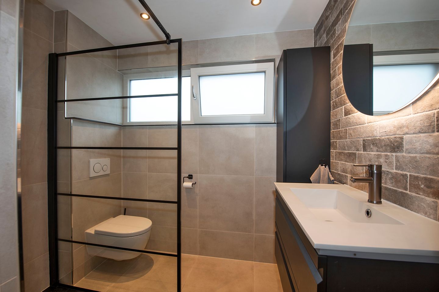 Foto 14 van Meindert Hobbemastraat 6