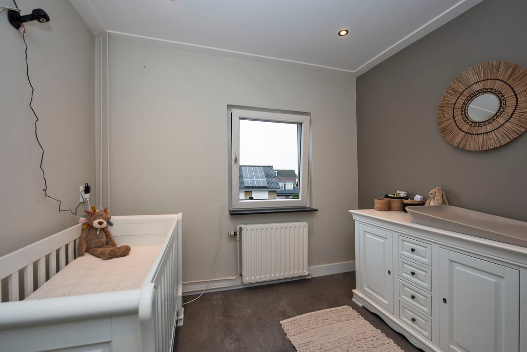 Foto 17 van Meindert Hobbemastraat 6