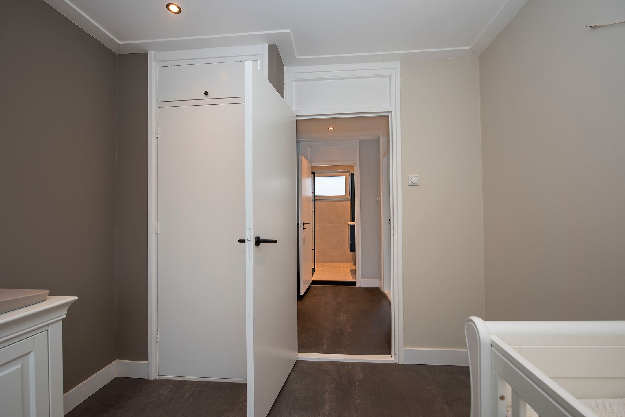 Foto 18 van Meindert Hobbemastraat 6