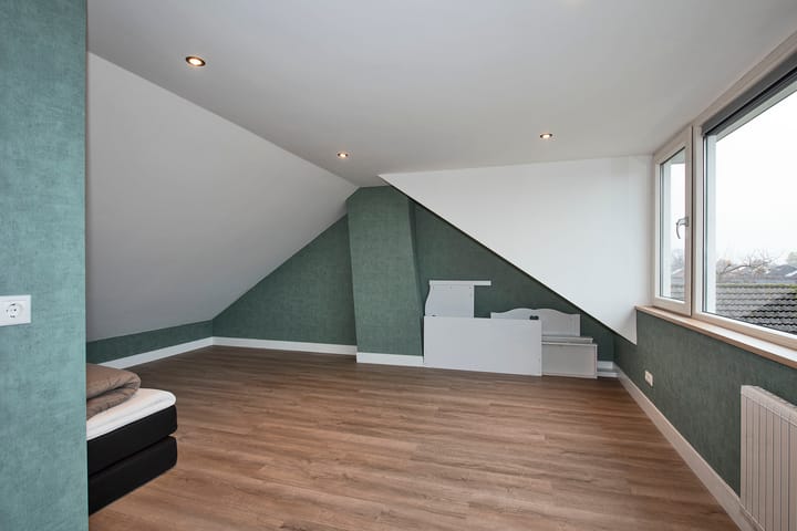 Foto 22 van Meindert Hobbemastraat 6