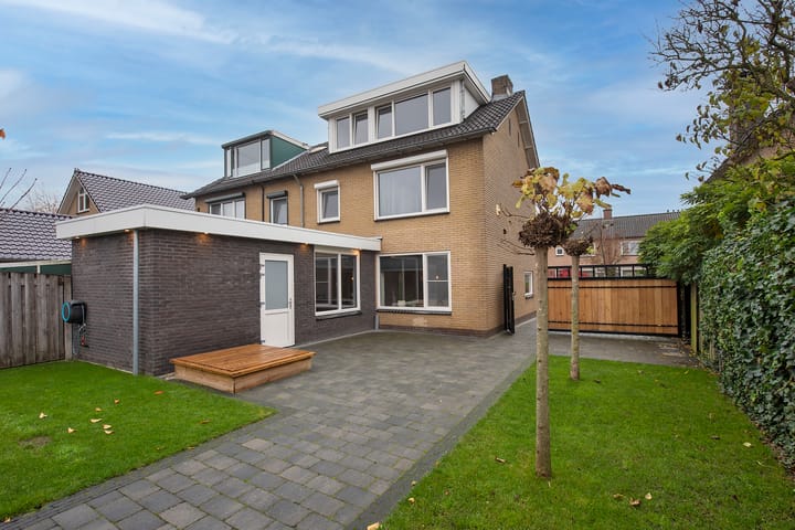 Foto 28 van Meindert Hobbemastraat 6