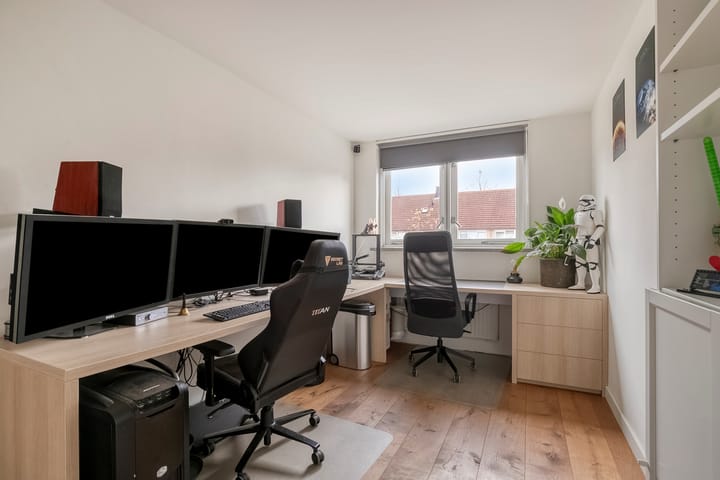 Foto 25 van Pauwoog 76