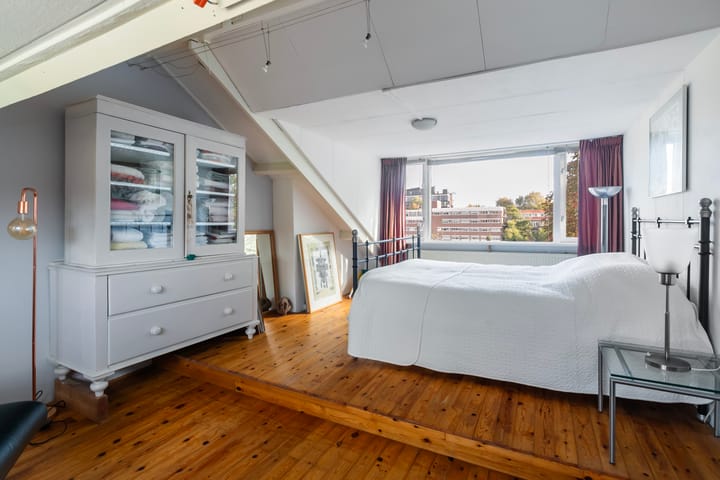 Photo 27 of Van Slingelandtlaan 32